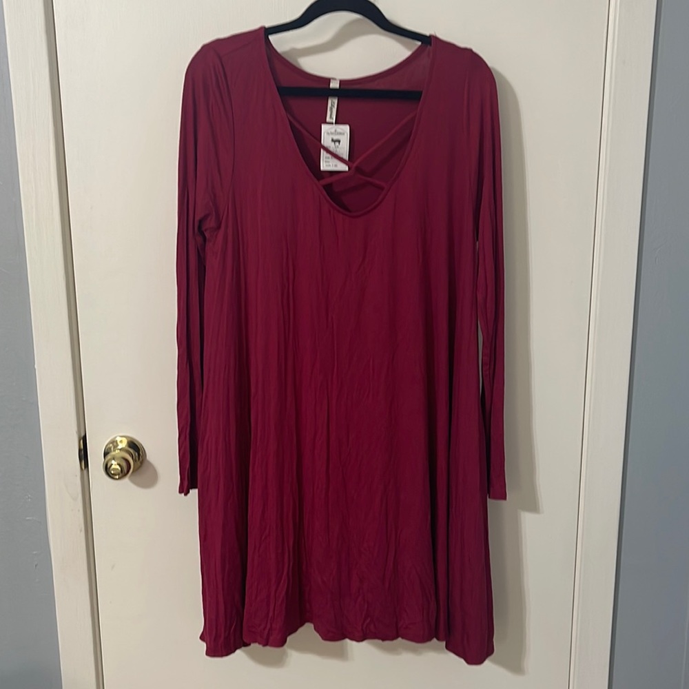 Burgundy Lilypad dress long sleeve with pockets